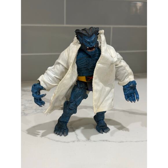 Marvel Legends X-Men Beast With Lab Coat-Toy Biz- EUC - Picture 3 of 5